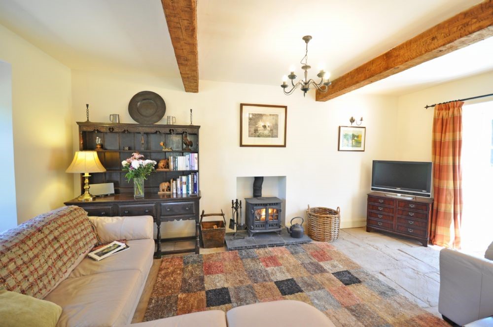 Old Mill Cottage - sitting room with corner sofa