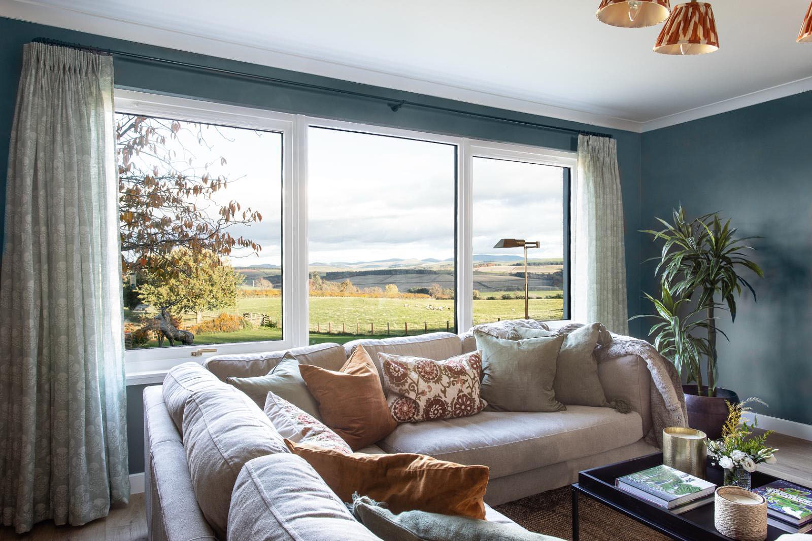 Overthickside - relax on the large corner sofa while enjoying countryside views