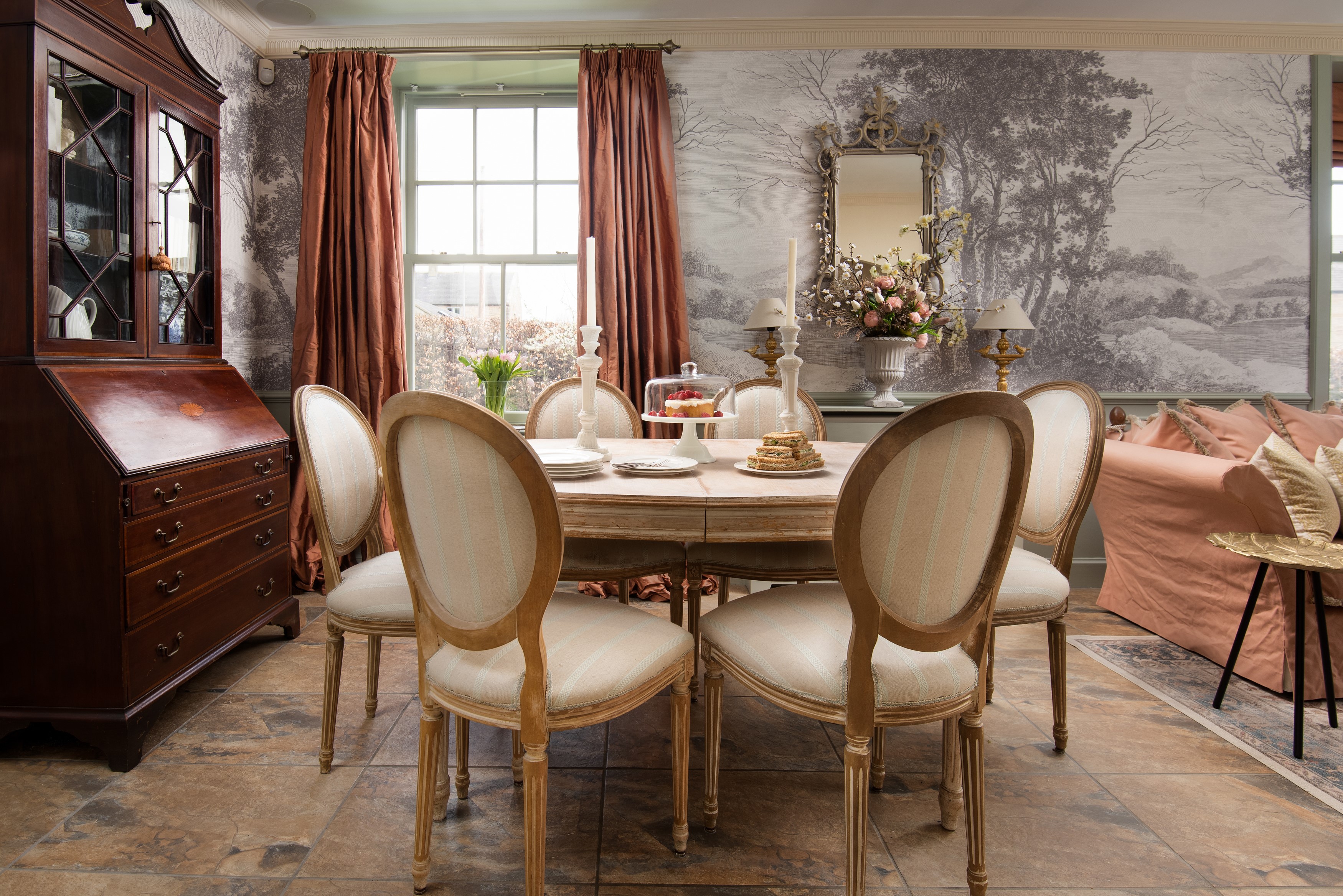 South Lodge, Twizell Estate - dining table