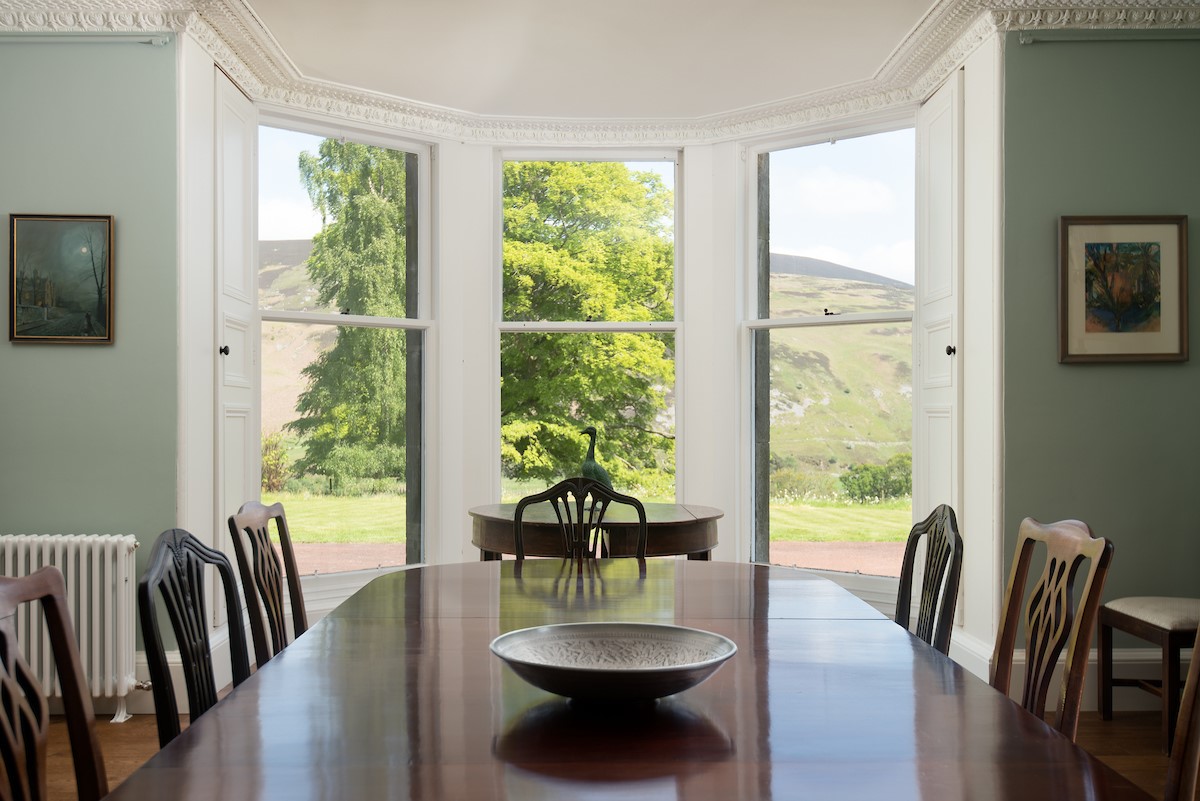 Mossfennan House - dining room with seating for 12 and fabulous views