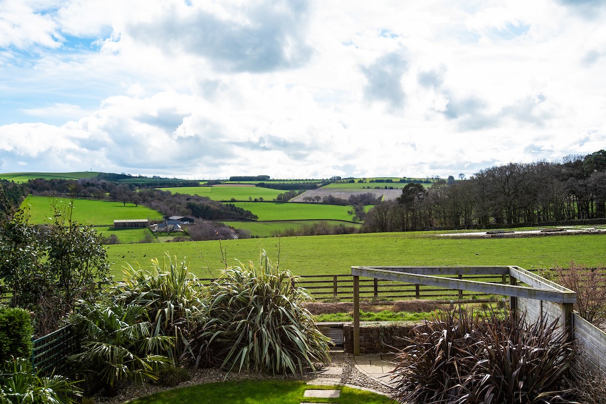 Number Nine, Lanchester - stunning valley views from the first floor bedroom