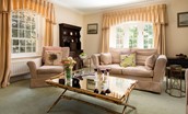 Eslington Lodge - sitting room with comfy seating