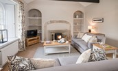 Kingfisher Cottage - sitting room with fire