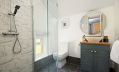 Castle View, Bamburgh - bedroom four en suite shower room